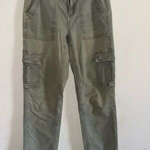 AE Green Cargo Jeans with Sturdy Cotton, Mid-Rise Straight-Leg